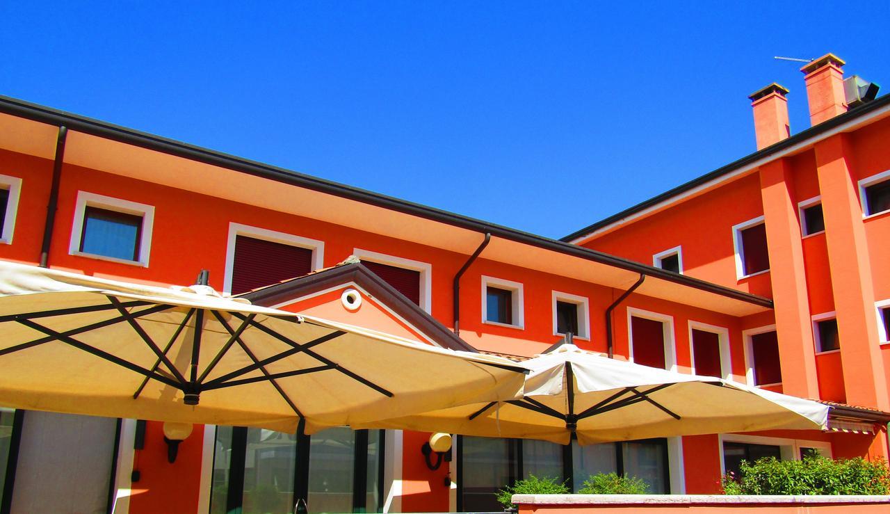 Hotel Ristorante Al Bassanello Bassano del Grappa Exterior foto